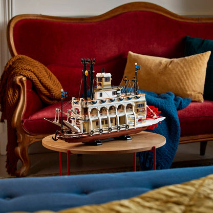 Exquisite Steamship Model, Recreate Maritime Legends